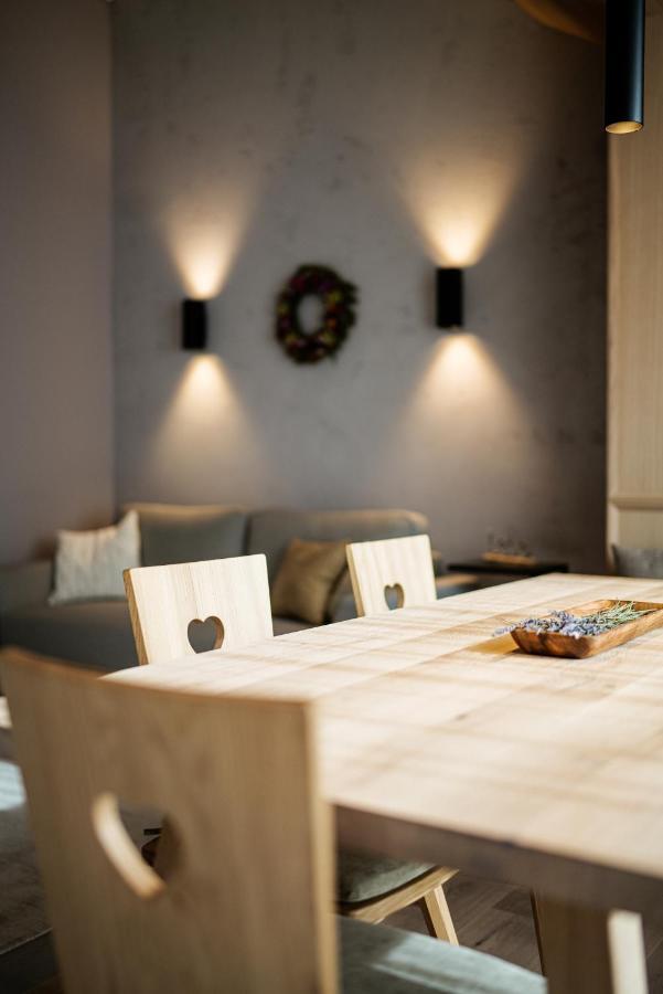 Lebe'Oetz - Das Ferienapartmenthaus Im Zentrum Von Oetz Εξωτερικό φωτογραφία